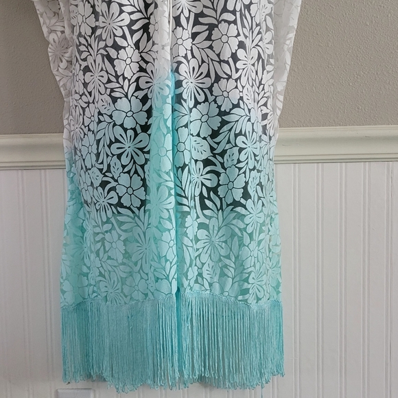 Beaches & Boho Coverup Cape Dress White Turquoise Green Lace Fringe Tie Swim S/M - Picture 3 of 7